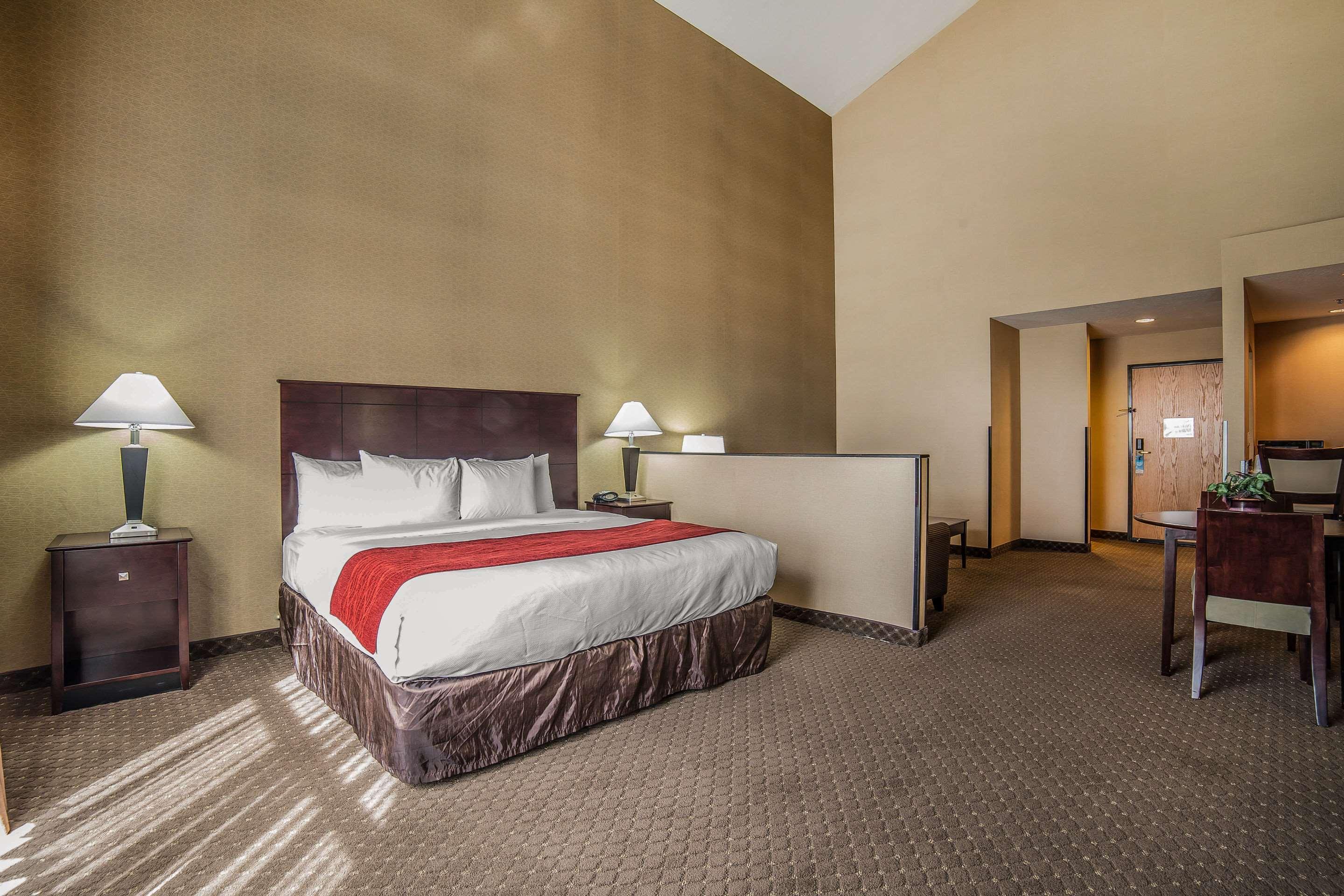 Comfort Suites Ogden Conference Center Exteriör bild